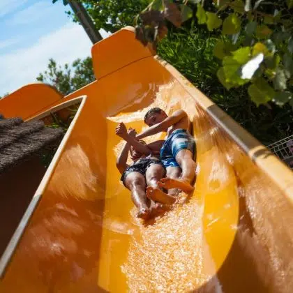 le clos virgile toboggan aquatique piscine camping