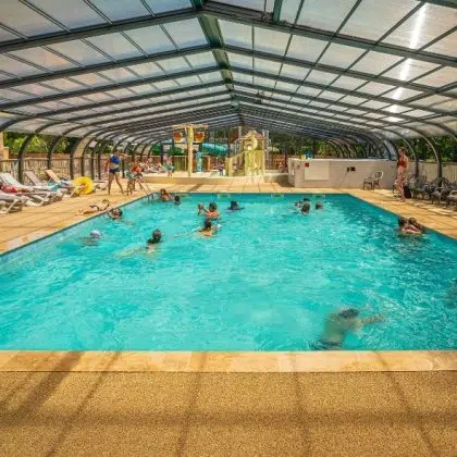 camping avec parc aquatique à Hourtin en Gironde