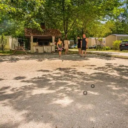 pétanque animations du camping à Hourtin en Gironde